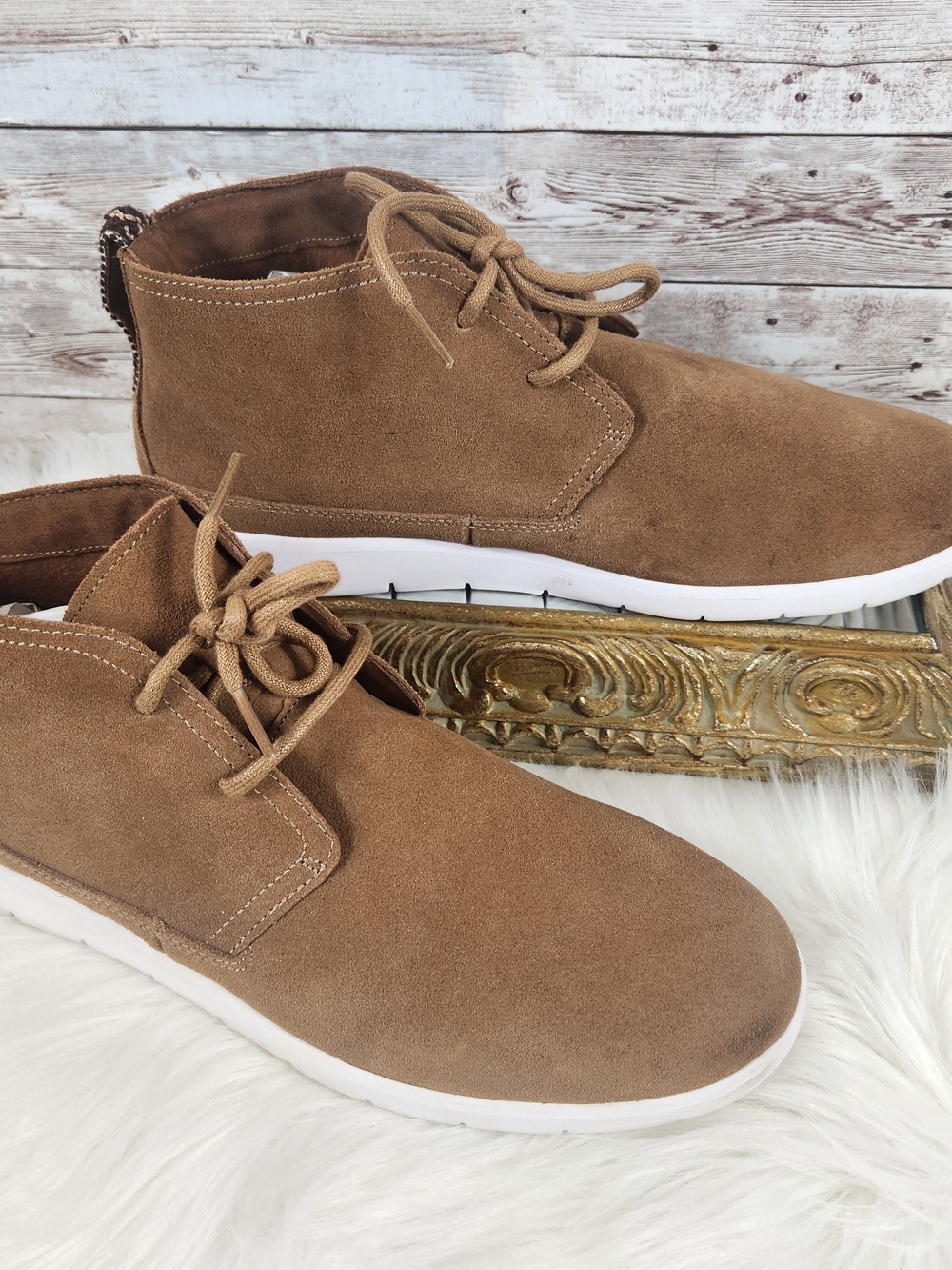 UGG Men's Tan Suede Chukka Sneakers